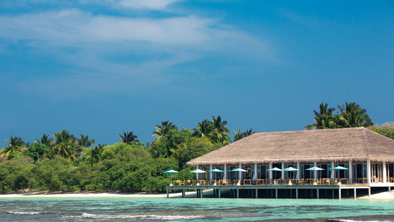 maldives-oblu-beach-restaurant