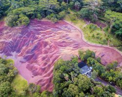 mauritius-seven-coloured-earth