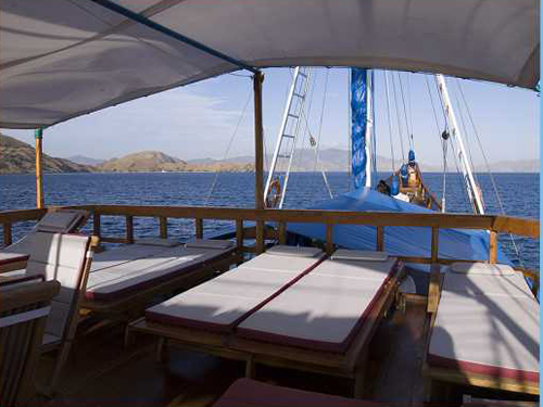 Felicia, Indonesia - liveaboard diving holidays