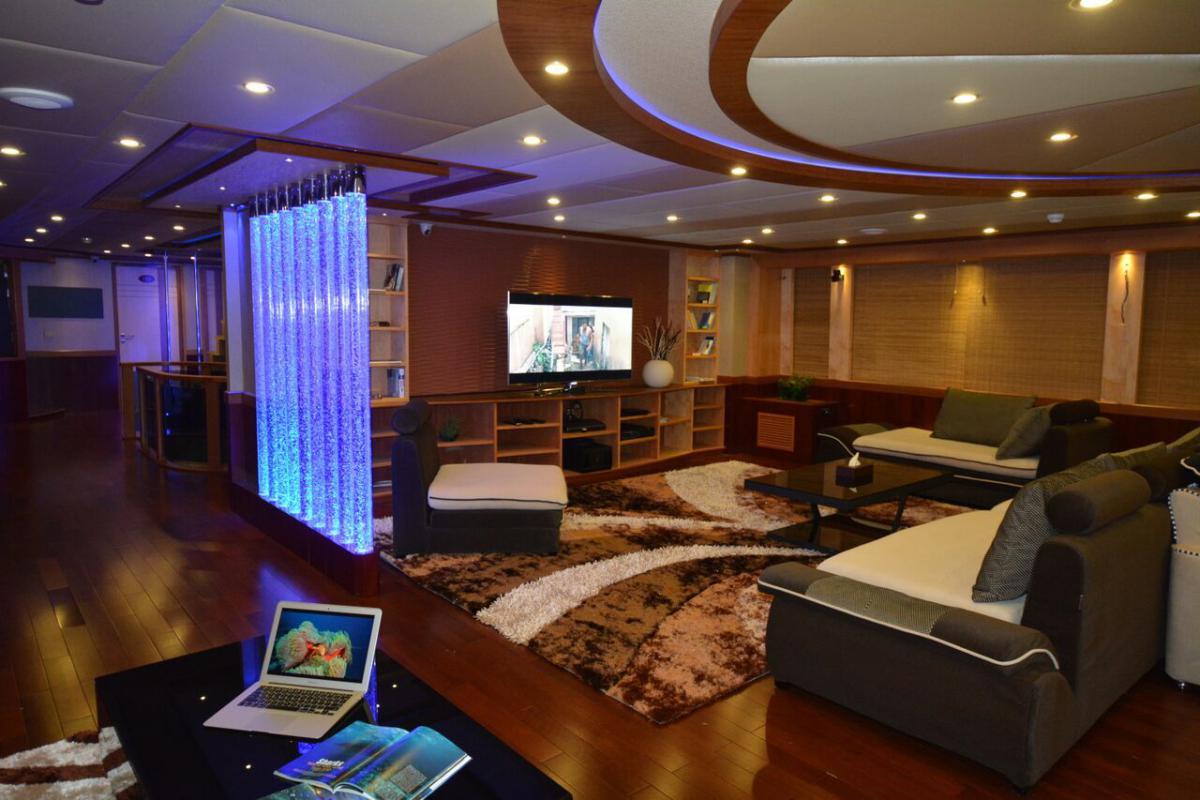 Blue Force One, Maldives - liveaboard diving holidays