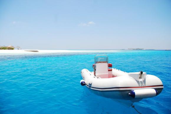 Theia, Maldives - liveaboard diving holidays