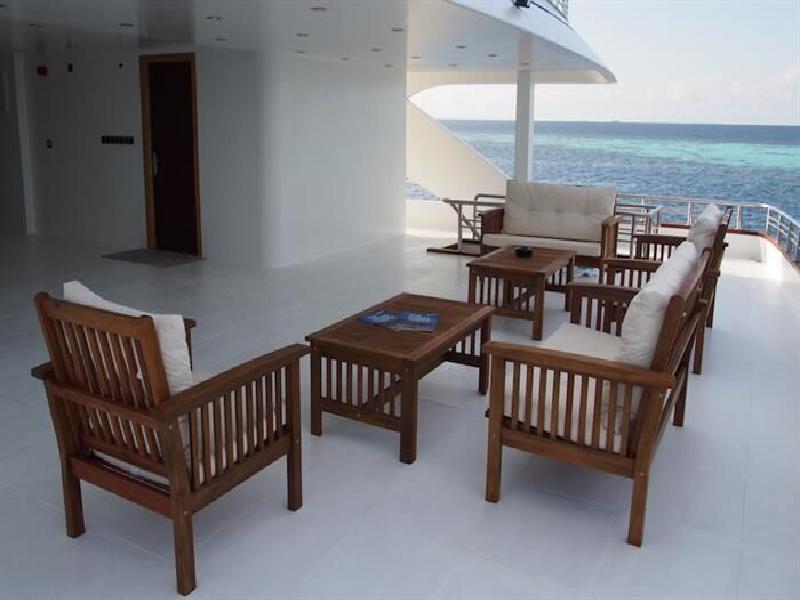 Emperor Serenity, Maldives - liveaboard diving holidays