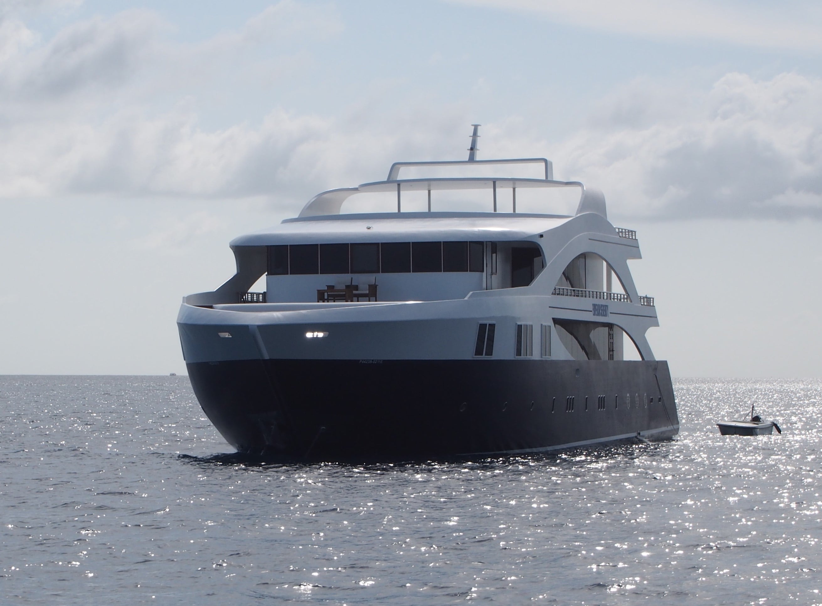 Emperor Serenity, Maldives - liveaboard diving holidays