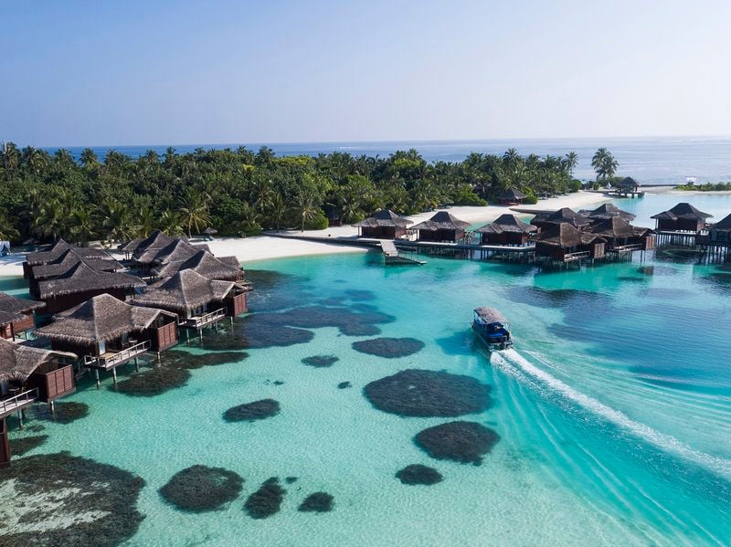 Anantara Dhigu Luxury Family Resort, Maldives — Family Dive Holidays