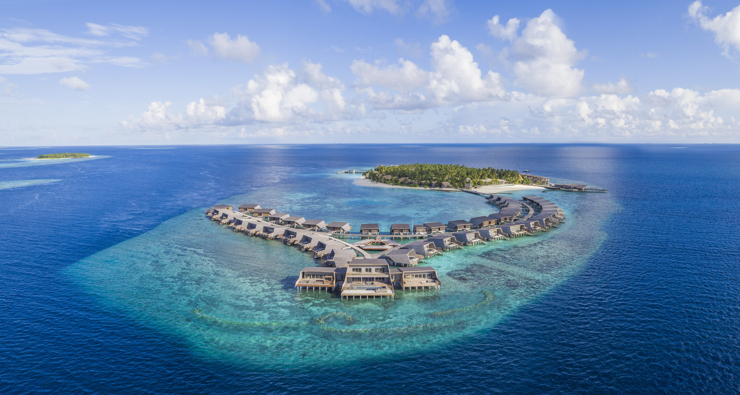 St Regis Vommuli Resort, Maldives - dive holidays