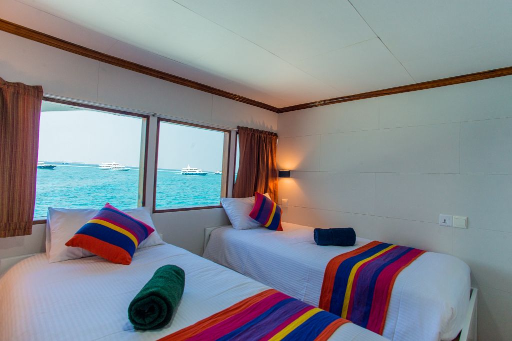 Voyager (atoll Cruiser), Maldives - liveaboard diving holidays