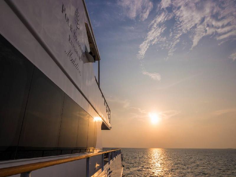 Four Seasons Explorer, Maldives - liveaboard diving holidays