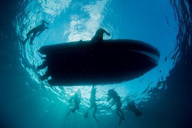 Tofo dive centres, Tofo