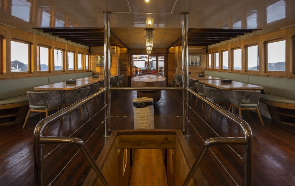 Emperor Harmoni, Indonesia - liveaboard diving holidays