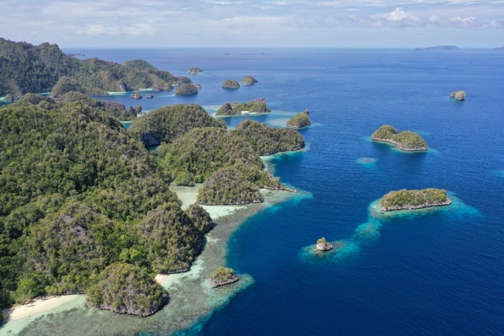 Emperor Harmoni, Indonesia - liveaboard diving holidays