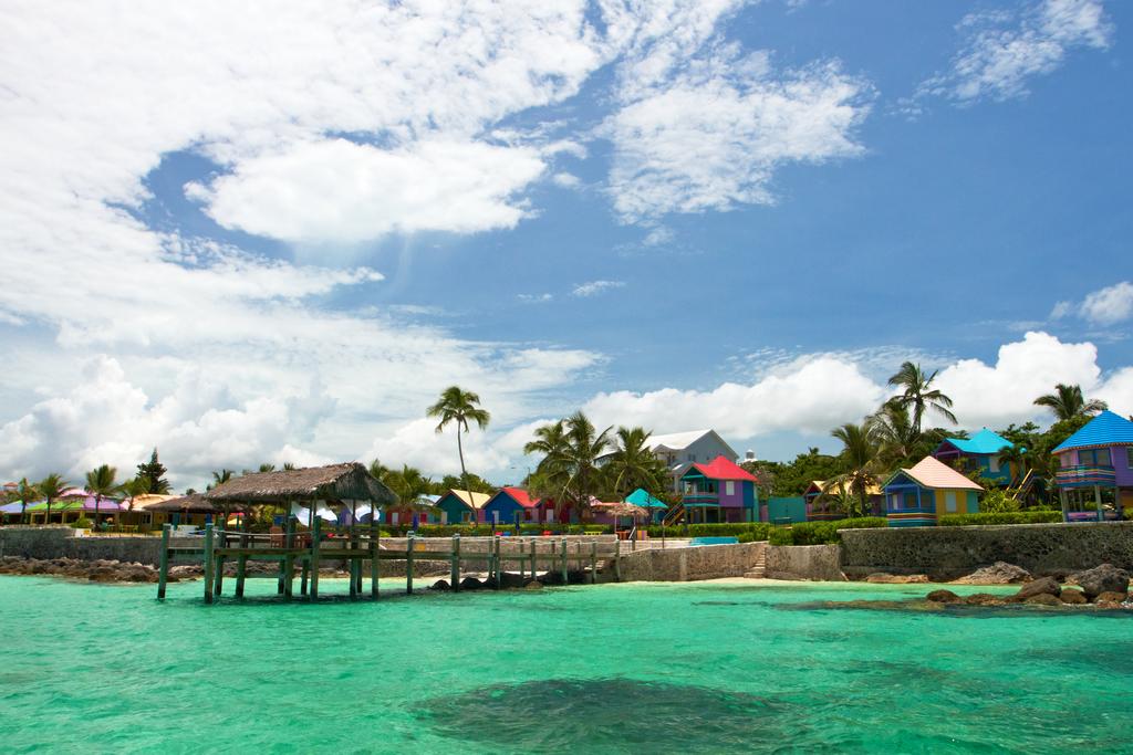 Compass Point Beach, Nassau - dive holidays