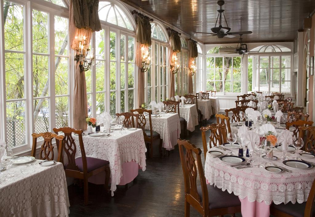 Graycliff Hotel, Nassau - dive holidays