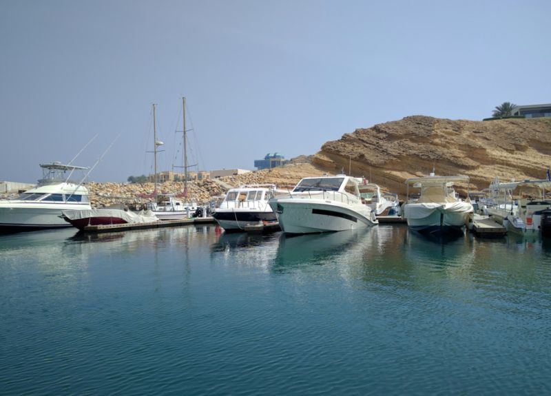 Bandra Jissah SSI Dive School, Muscat Region