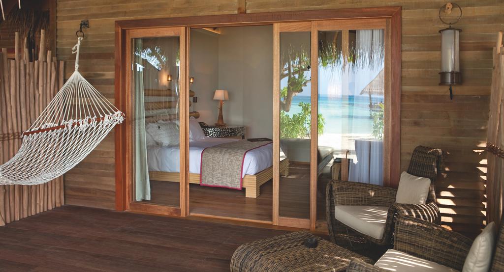 Constance Moofushi, Maldives - dive holidays