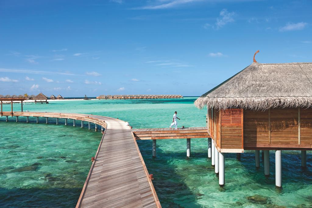 Constance Moofushi, Maldives - dive holidays