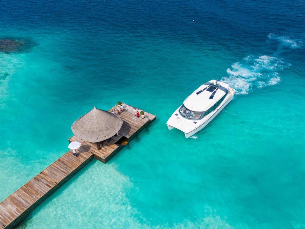 Ozen Reserve Bolifushi, Maldives - dive holidays