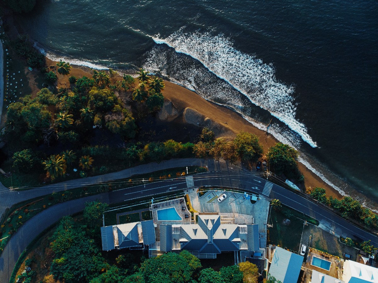 Manta Lodge Dive Resort, Tobago - dive holidays