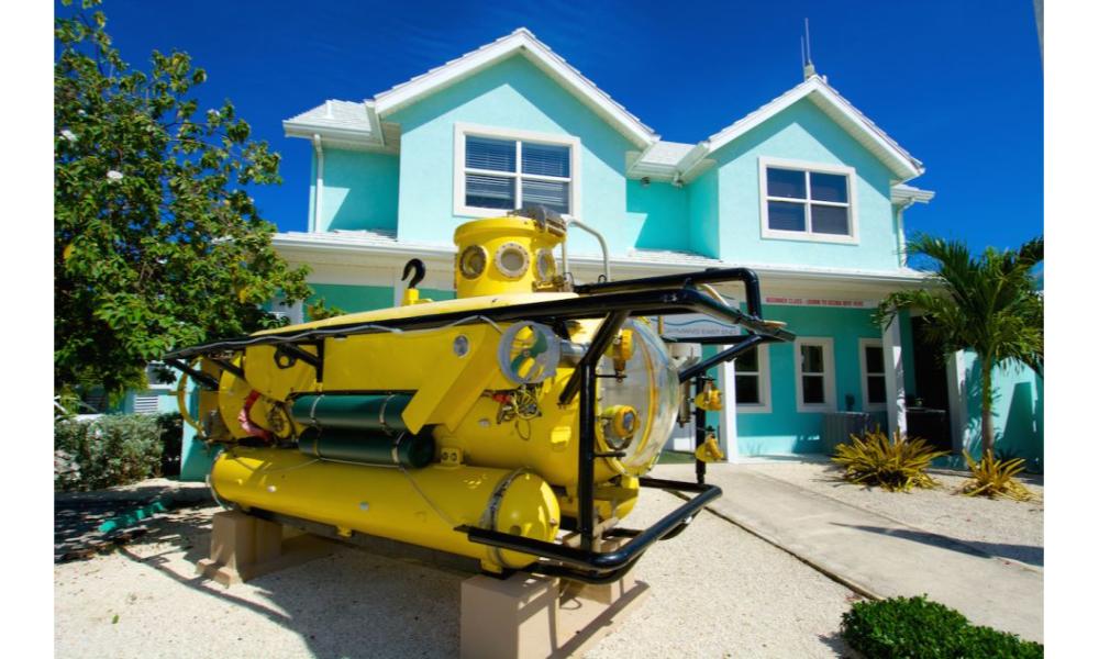 East End Dive Centre, Caymans Islands