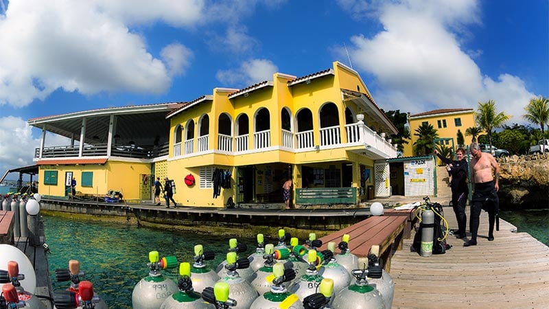 Bonaire dive centres, Bonaire