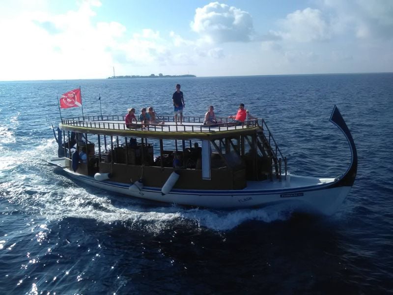 Vilamendhoo Dive Centre, Maldives